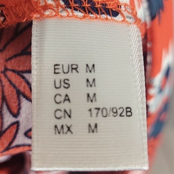 Women's Ruffle Trim High Split Printed Skirt- Size Medium - Picture 6 of 8